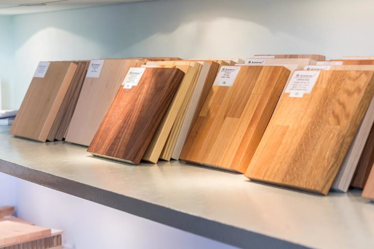 Holzarten für Möbel nach Maß - Holzkunde für maßgefertigte Möbel